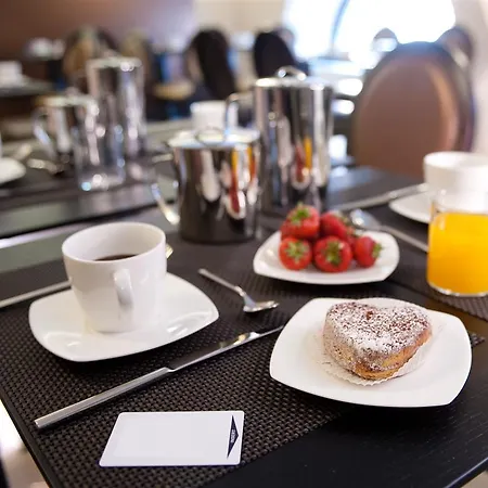 C-hoteles Fiume